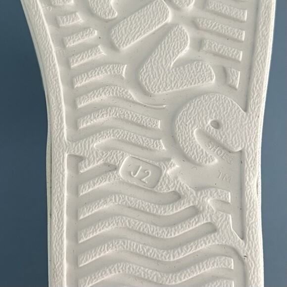 NWT Native Jefferson Shell White Slip-On EVA Unisex Sneakers - Picture 10 of 11